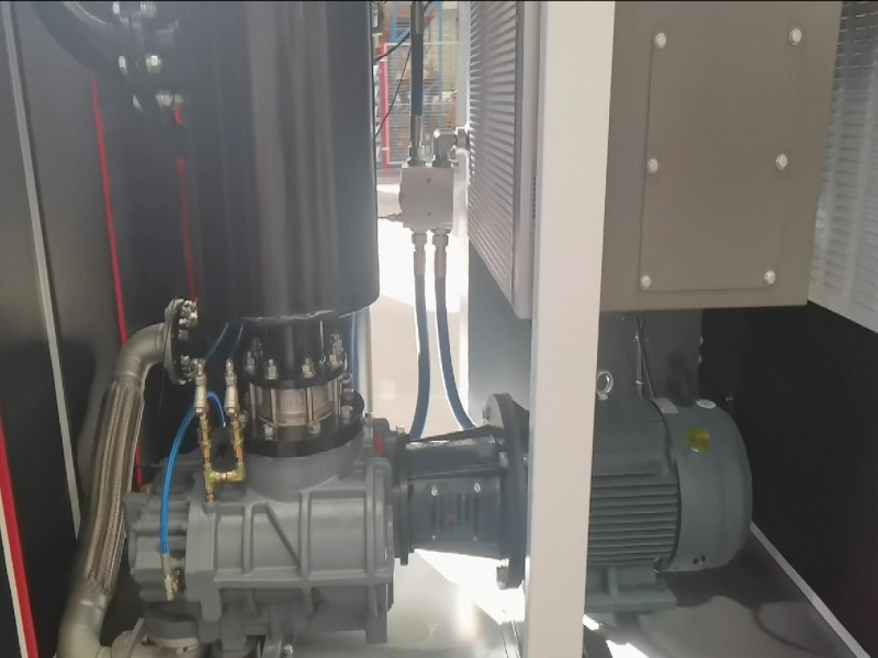 油潤螺桿真空泵